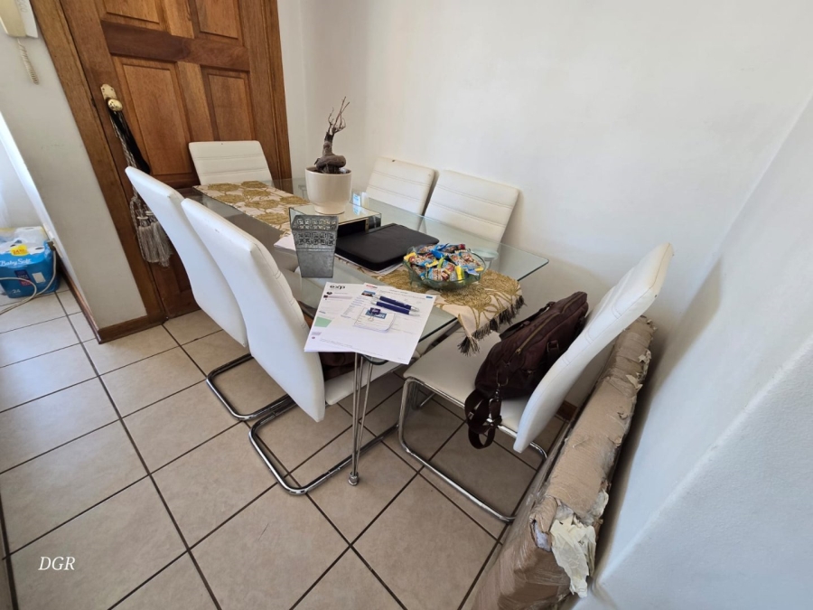 2 Bedroom Property for Sale in Riviera Northern Cape